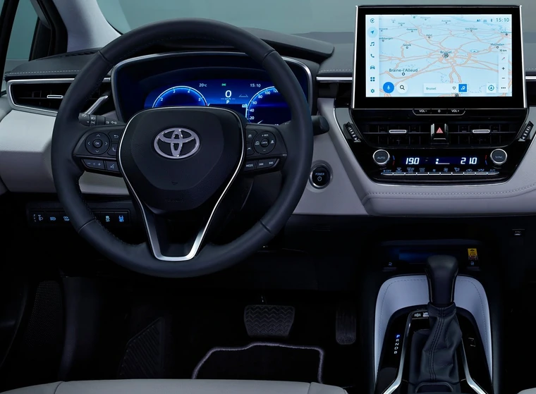 Toyota Corolla- 1.5 Benzin, Otomatik